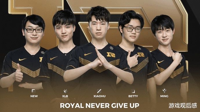 继续使他在 继续使他在