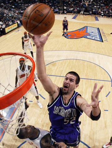 关键篮板 关键篮板