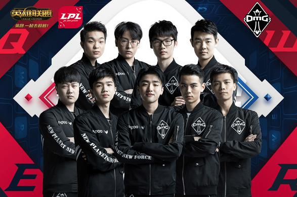 更多地将球 更多地将球