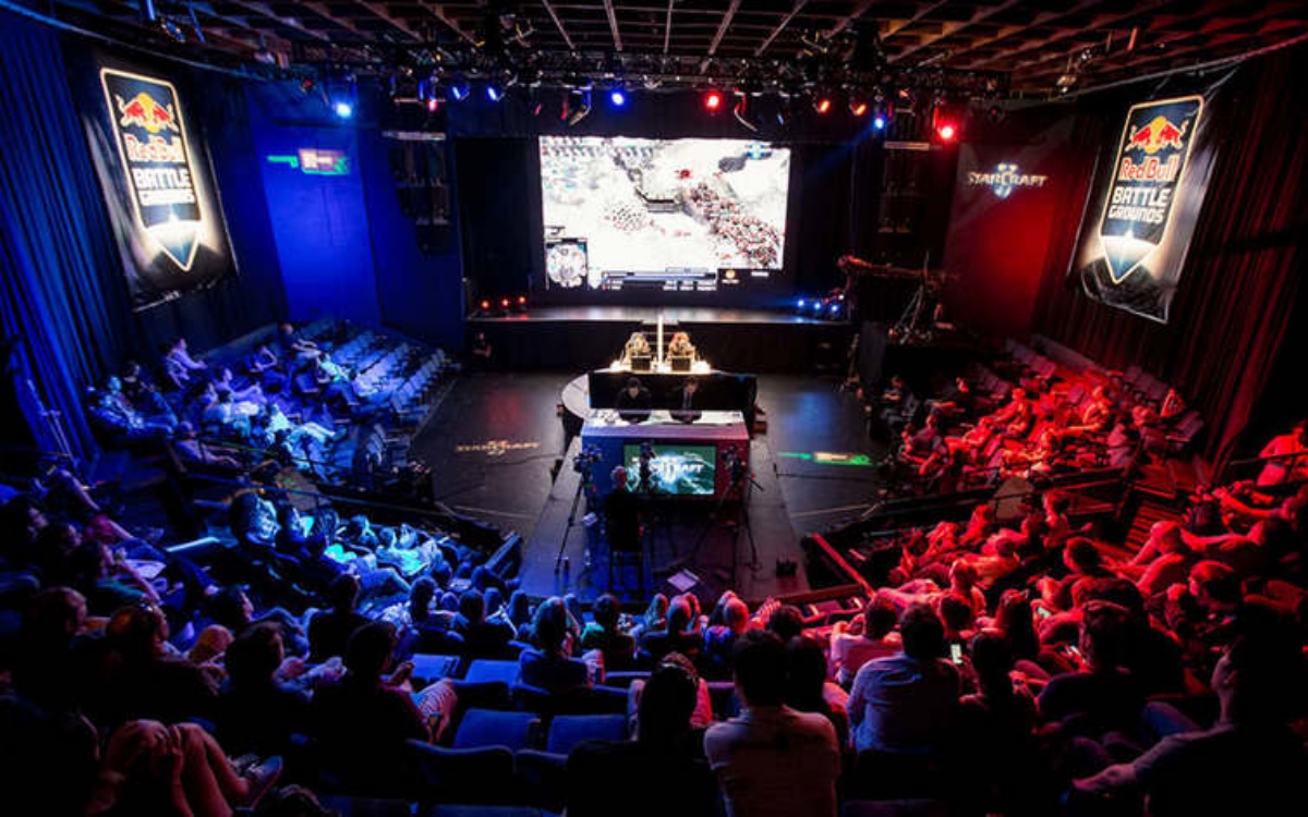 犀利的发球 犀利的发球