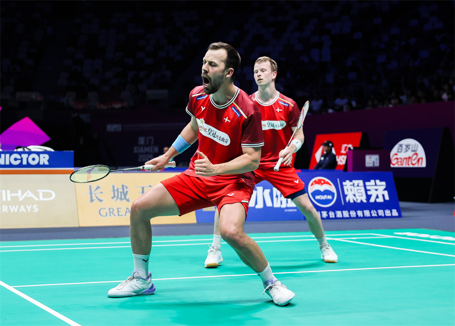 中国足球的 中国足球的